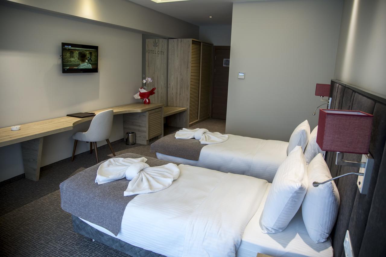 Hotel City Inegoel エクステリア 写真